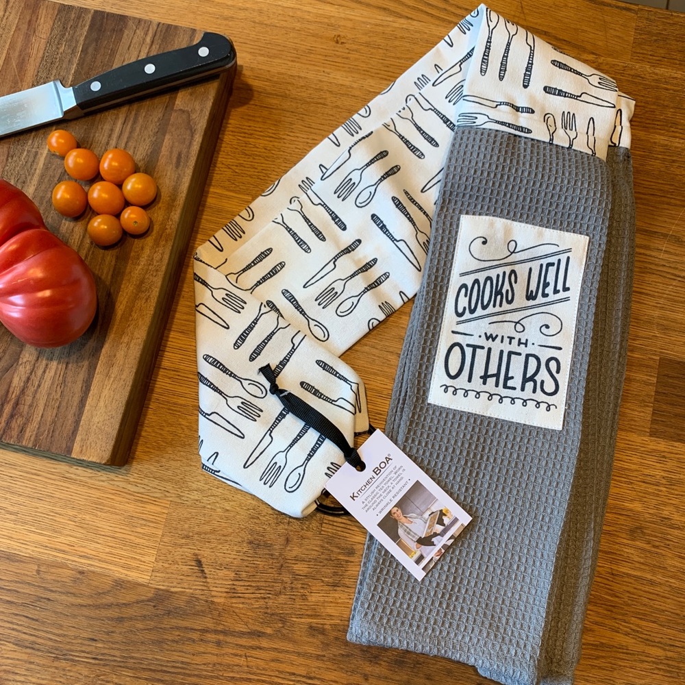 NWT Kitchen Boa towel/apron